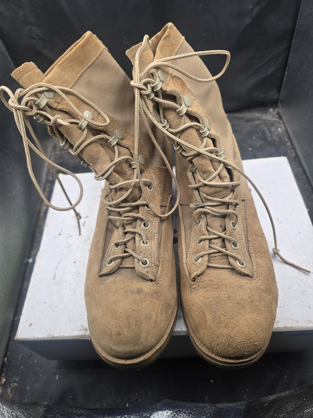 Women's Lace-Up Suede Combat Boots in Tan